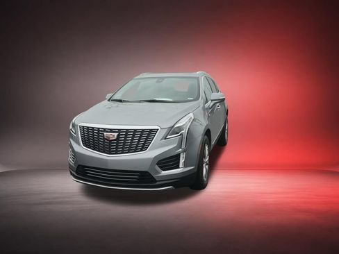 Certified 2023 Cadillac XT5 Premium Luxury w/ LPO, Floor Liner Package FWD image 3