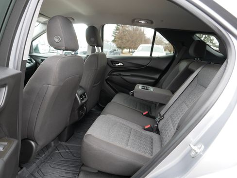 Used 2024 Chevrolet Equinox LT w/ LPO, Floor Liner Package image 35
