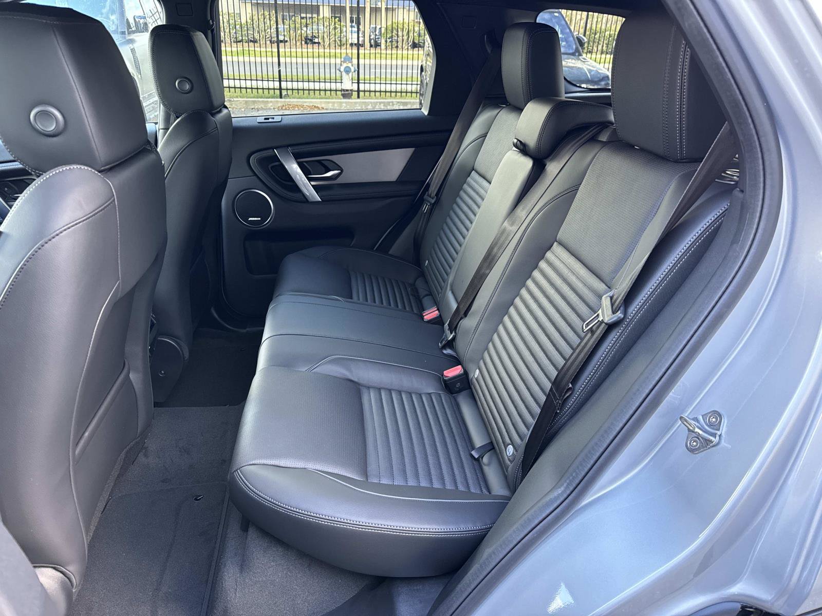Used 2026 Land Rover Discovery Sport Landmark AWD/4WD image 14