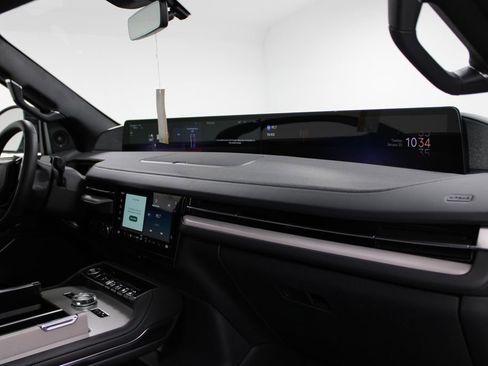 New 2026 Lincoln Navigator Reserve image 38