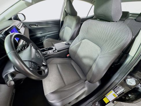 Used 2025 Toyota Camry LE w/ Convenience Package AWD/4WD image 13