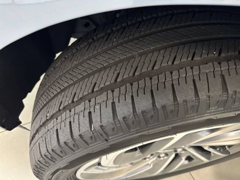 Used 2025 Lincoln Navigator Reserve AWD/4WD image 27