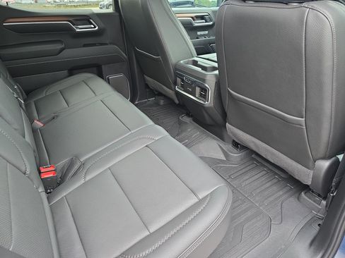 Used 2025 GMC Sierra 1500 Denali w/ Technology Package AWD/4WD image 11