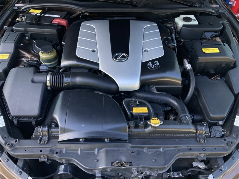 Used 2007 Lexus SC 430 Convertible RWD image 36