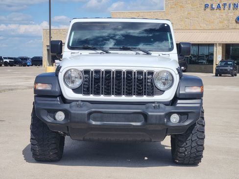 Used 2024 Jeep Wrangler Sport S image 6