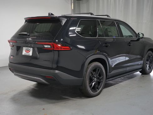 New 2026 Toyota Grand Highlander Limited image 8