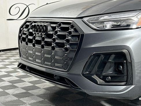 Used 2024 Audi Q5 e Premium Plus w/ Premium Plus Package image 34