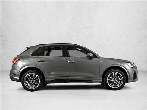 New 2025 Audi Q3 2.0T Premium image 4