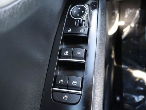 Used 2023 Kia Soul LX FWD image 18