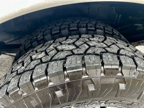 Used 2015 GMC Sierra 3500 Denali w/ Duramax Plus Package image 13