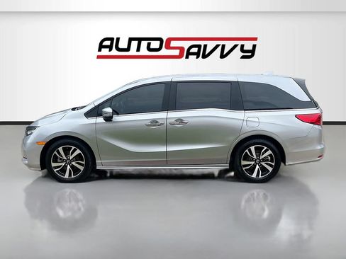Used 2023 Honda Odyssey Touring image 4