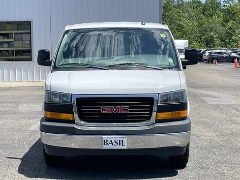 Used 2019 GMC Savana 2500 w/ Driver Convenience Package RWD image 7