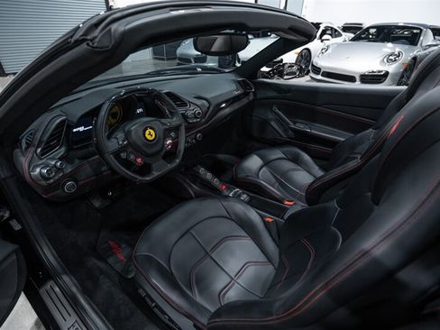 Used 2018 Ferrari 488 Spider RWD image 22