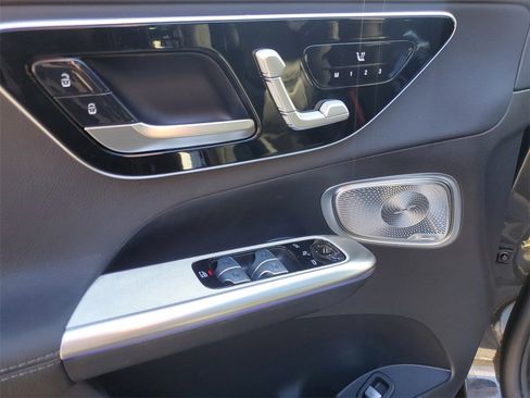 New 2025 Mercedes-Benz GLC 300 GLC 300 image 16