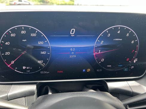 Used 2026 Mercedes-Benz GLC 300 image 16