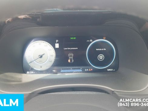 Used 2023 Hyundai Palisade Calligraphy image 12