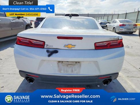 Used 2017 Chevrolet Camaro LT RWD image 8
