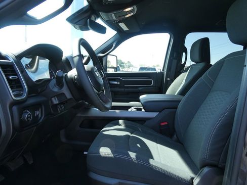 Used 2026 RAM 3500 Big Horn AWD/4WD image 21