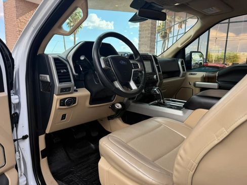 Used 2017 Ford F150 Lariat w/ Equipment Group 502A Luxury AWD/4WD image 38