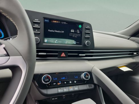 New 2026 Hyundai Elantra Sport FWD image 11