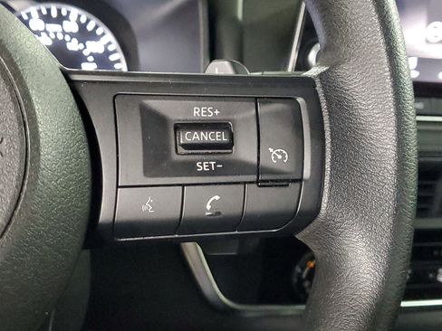 Used 2024 Nissan Rogue S AWD/4WD image 24