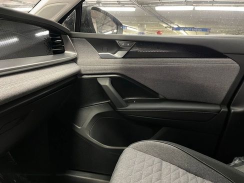 New 2026 Volkswagen Tiguan S FWD image 31