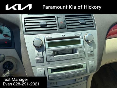 Used 2005 Toyota Solara SLE FWD image 18