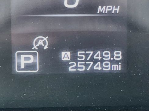 Used 2025 Subaru Outback Premium AWD/4WD image 12