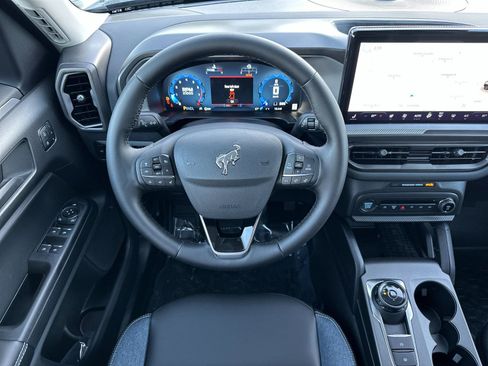 New 2025 Ford Bronco Sport Outer Banks w/ Sasquatch Outer Banks Package image 16