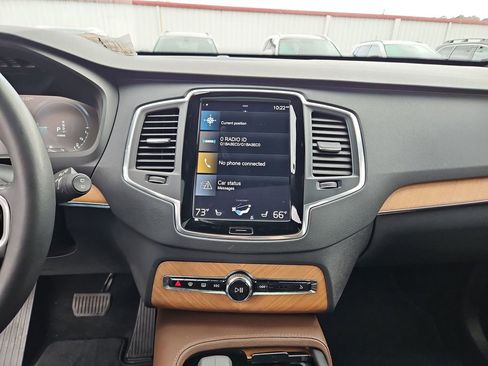 Used 2022 Volvo XC90 T8 Inscription Expression image 16