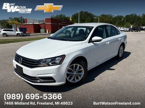 Used 2018 Volkswagen Passat 2.0T S w/ Driver Assistance Package FWD image 1
