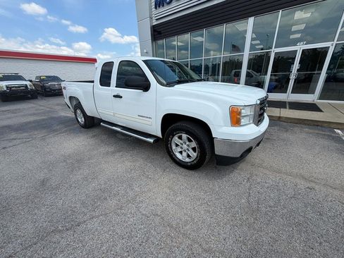 Used 2013 GMC Sierra 1500 SLE w/ Power Tech Package AWD/4WD image 2