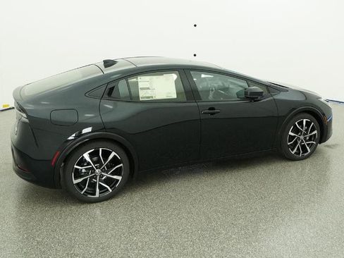 New 2026 Toyota Prius Plug-In Hybrid FWD image 59