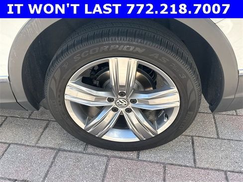 Certified 2021 Volkswagen Tiguan SEL image 25
