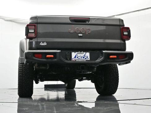 New 2025 Jeep Gladiator Mojave image 44