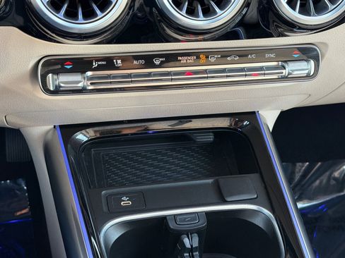 Certified 2025 Mercedes-Benz GLA 250 image 23