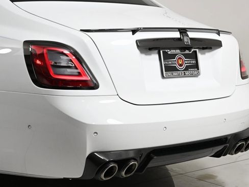 Used 2023 Rolls-Royce Ghost Black Badge w/ Black Badge Ghost Package image 43