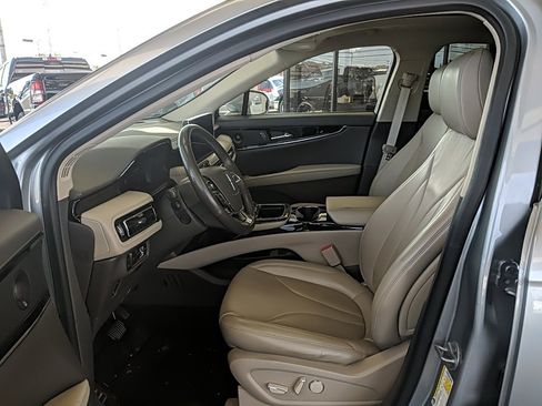 Certified 2022 Lincoln Nautilus Reserve w/ Equipment Group 201A image 11