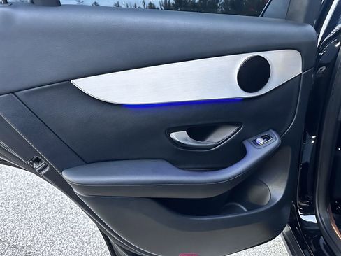 Certified 2022 Mercedes-Benz GLC 300 image 29