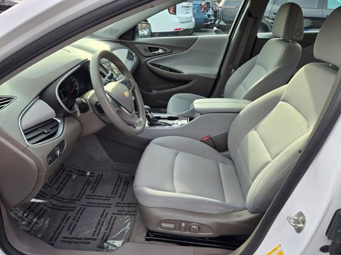 Used 2022 Chevrolet Malibu LT image 18