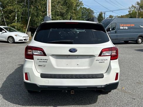 Used 2016 Subaru Outback 3.6R Limited image 4
