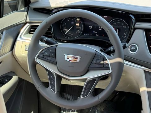 New 2026 Cadillac XT5 Premium Luxury FWD image 28