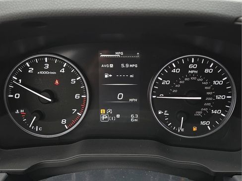 Certified 2025 Subaru Crosstrek 2.5i Premium AWD/4WD image 19