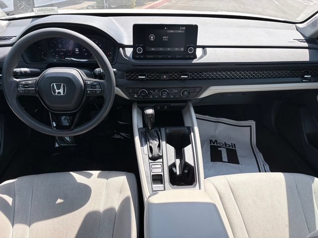 Used 2023 Honda Accord EX image 8