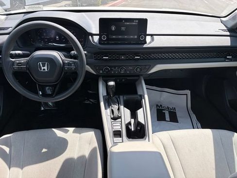 Used 2023 Honda Accord EX image 8