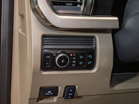 Used 2026 Ford F450 Platinum w/ Platinum Plus Package AWD/4WD image 21