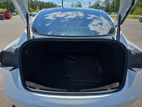 Used 2024 Tesla Model 3 Long Range RWD image 13