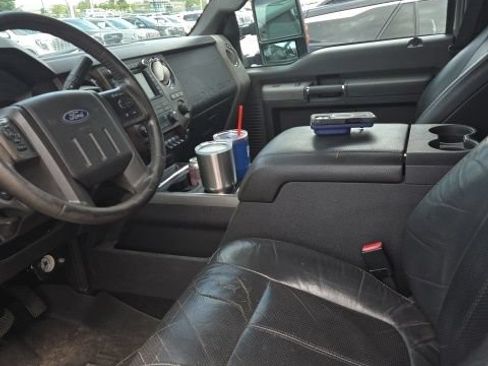 Used 2011 Ford F350 Lariat w/ Lariat Ultimate Pkg AWD/4WD image 9