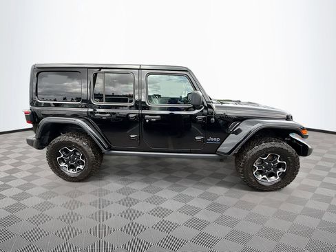 Used 2023 Jeep Wrangler Unlimited Rubicon 4xe w/ Cold Weather Group AWD/4WD image 5