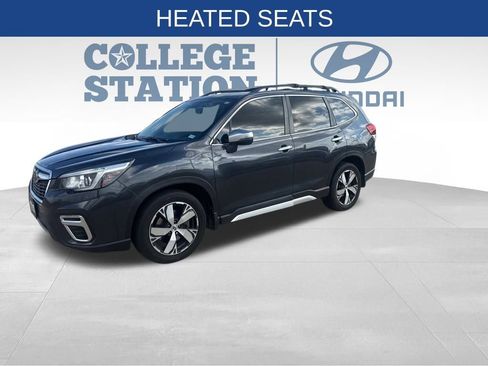 Used 2019 Subaru Forester Touring image 11